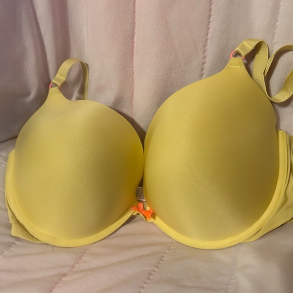 Victoria's Secret Push Up 38D Yellow Bra - Picture 1 of 3